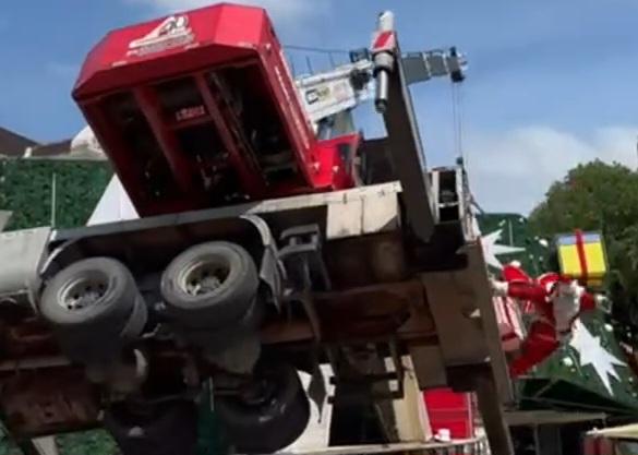 Confirmada morte de trabalhador durante montagem de árvore de Natal em Manaus