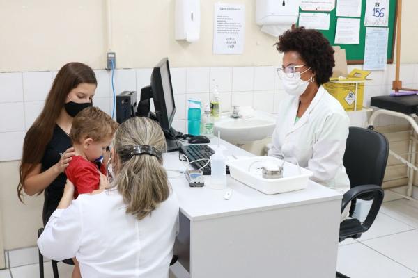 Márcia Baranda propõe criação do Dia Municipal de Triagem Infantil nas UBS de Parintins