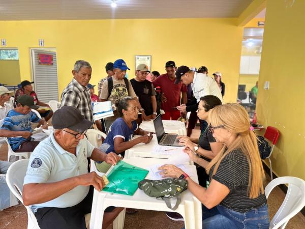 Parintins e INCRA ampliam regularização fundiária e adesão ao Desenrola Rural