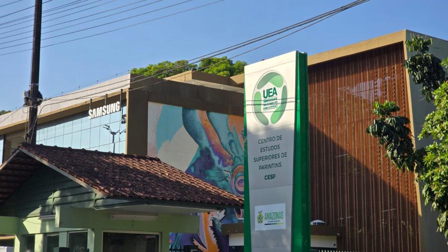 UEA abre contratação de professores em Parintins e Manaus com salário de até R$ 18 mil