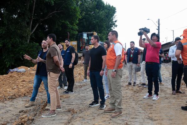 Prefeitura de Manaus apresenta à Defensoria Pública medidas de contenção de erosão e apoio às famílias do Canaranas