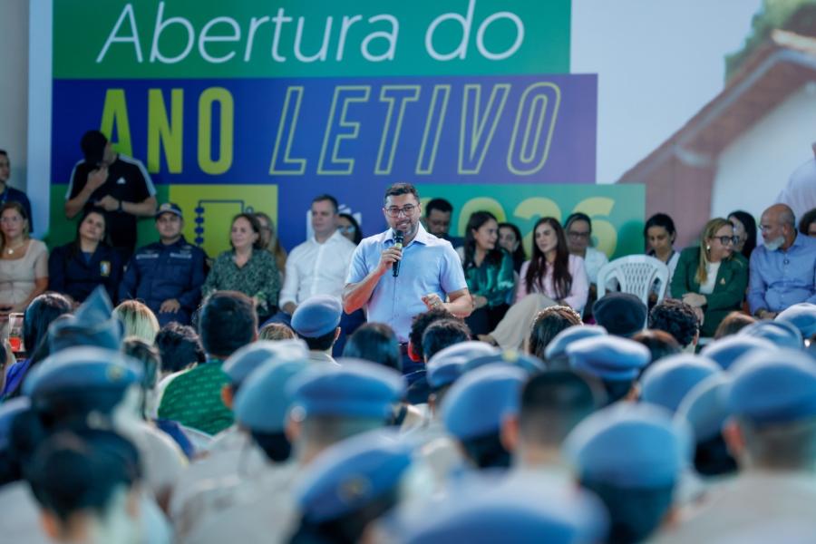 Wilson Lima abre ano letivo de 2026 destacando avanços digitais e conquistas da rede pública