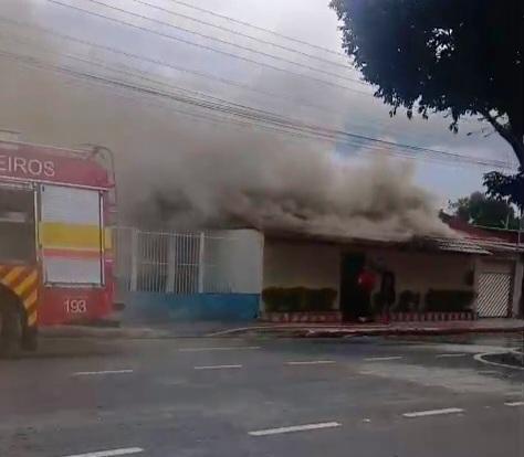 VÍDEO: Incêndio atinge abrigo de crianças e adolescentes de Parintins