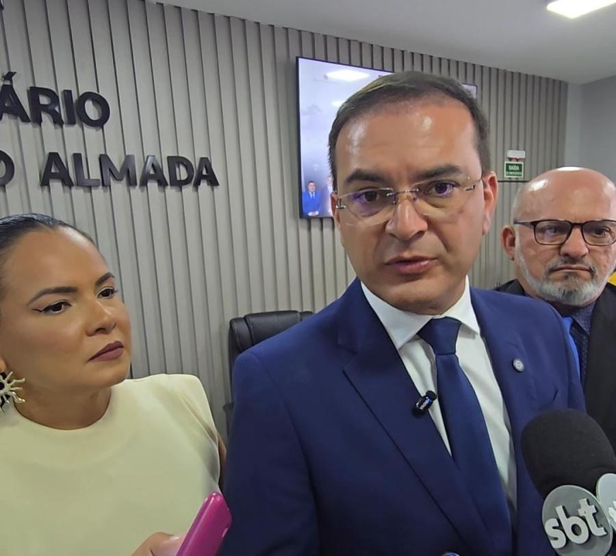 VÍDEO: Prefeito de Parintins fecha apoios para Eleições 2026