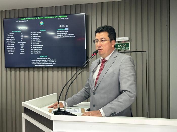 Fábio Cardoso apresenta plano de desenvolvimento social e estrutural para Parintins