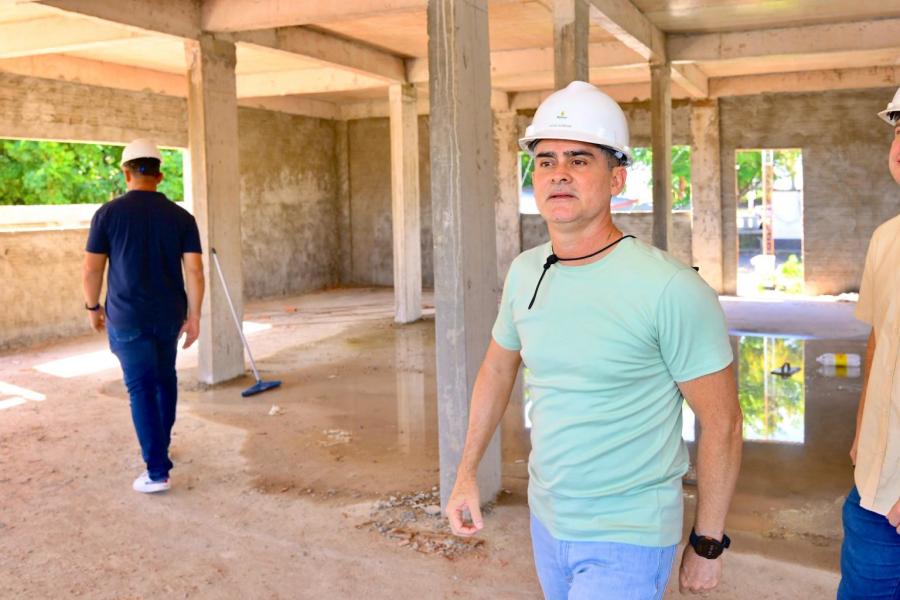 David Almeida acompanha obras estratégicas que fortalecem a saúde no Aleixo