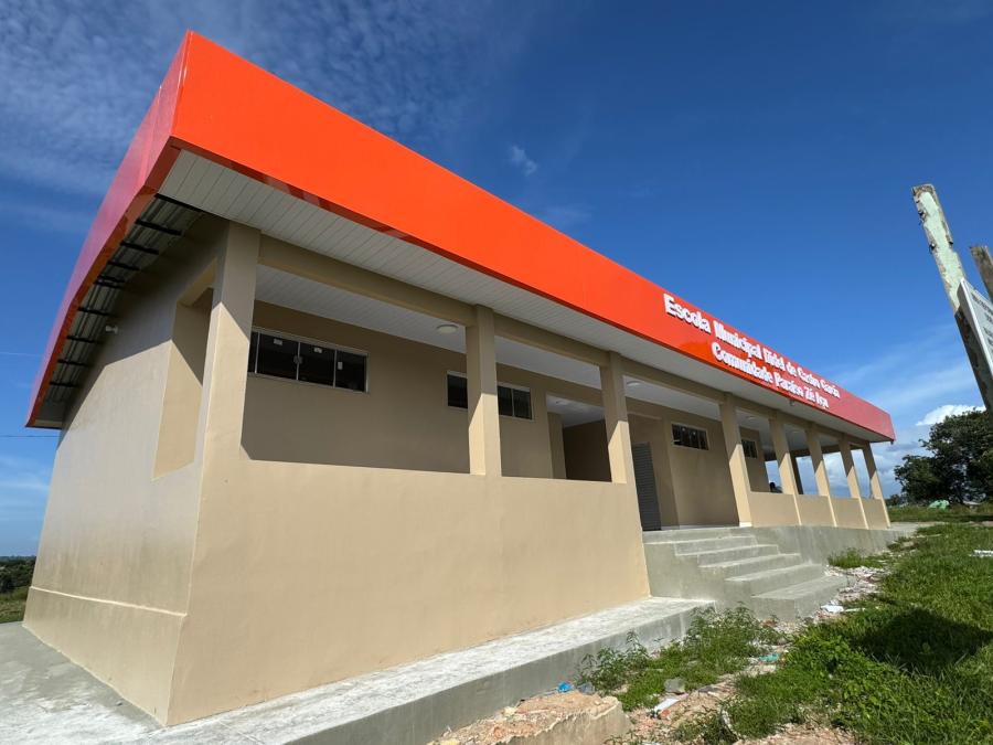 Prefeitura de Parintins inaugura duas novas escolas na zona rural neste sábado