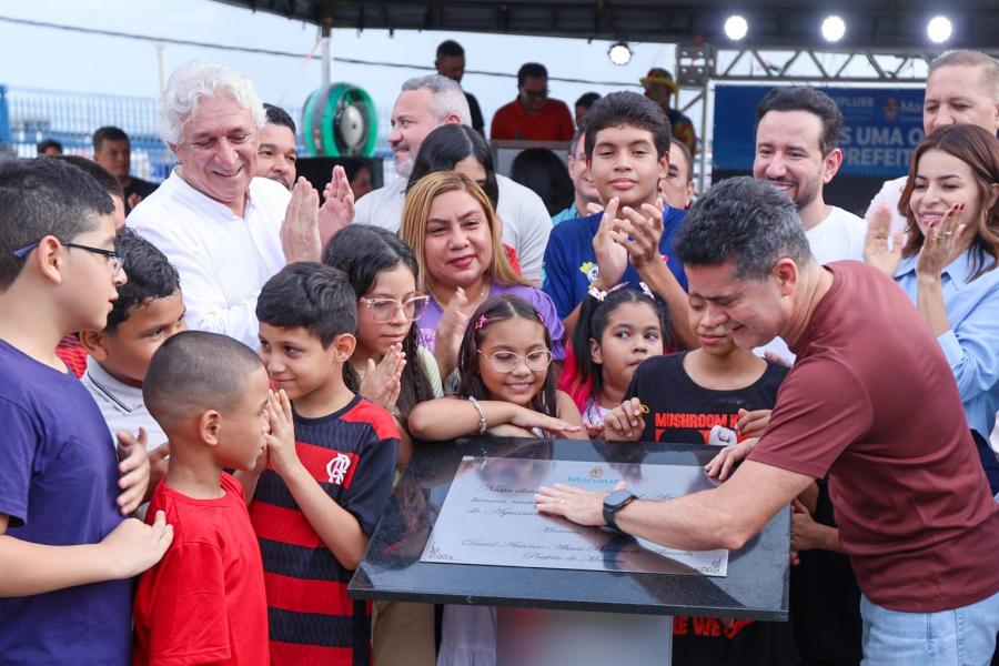 David Almeida lança pedra fundamental do Aquário de Manaus e anuncia primeira rua coberta da cidade