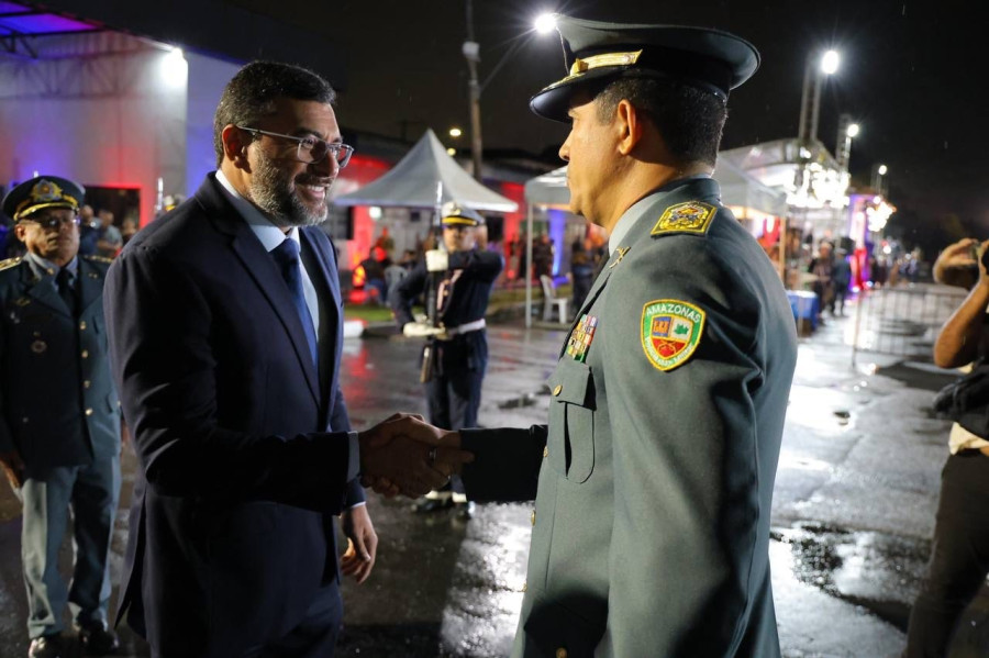 Wilson Lima forma 104 novos oficiais da PM e reforça comando da segurança no Amazonas