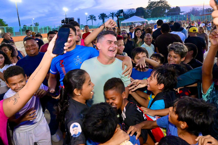 David Almeida entrega 36º complexo esportivo na zona Leste de Manaus