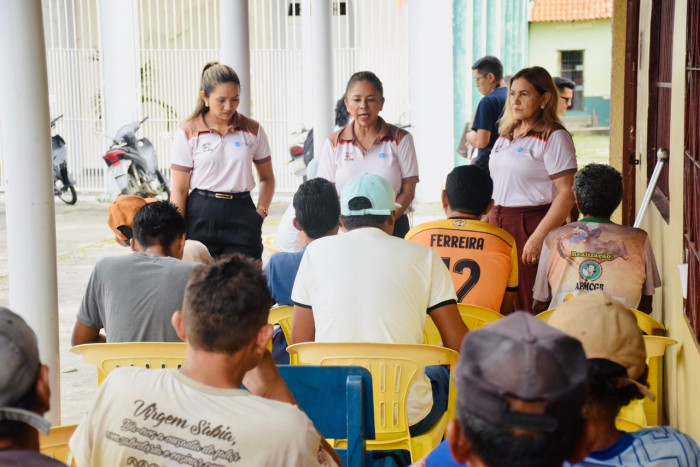 Prefeitura e Diocese promovem ação cidadã para população em situação de rua em Parintins