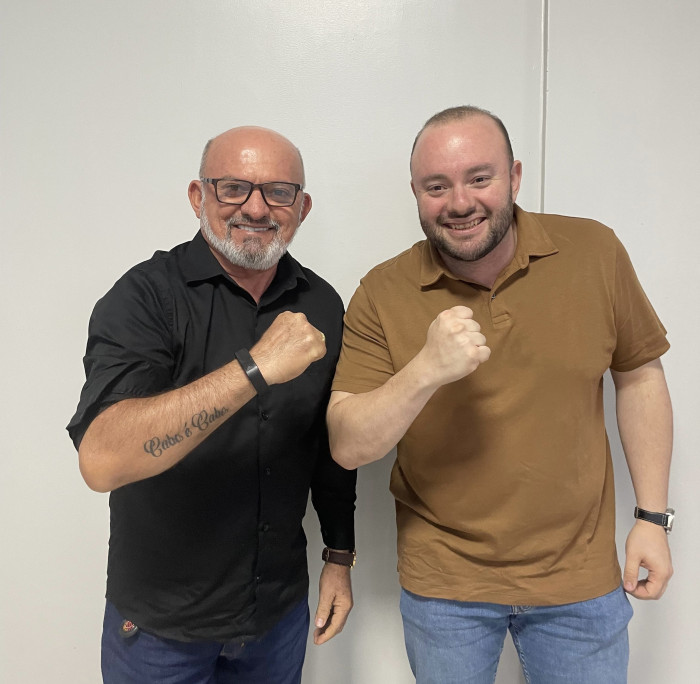 Cabo Linhares propõe título de Cidadão Parintinense a Fausto Jr