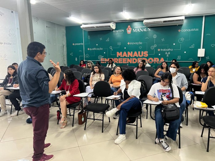 Prefeitura de Manaus abre inscrições para minicurso gratuito de currículo e entrevistas de emprego