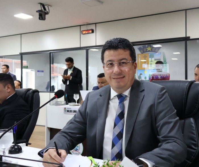 Fábio Cardoso cobra poço artesiano e propõe UBS para comunidade do Macurany