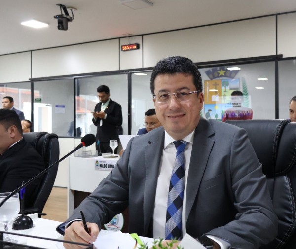 Fábio Cardoso cobra poço artesiano e propõe UBS para comunidade do Macurany