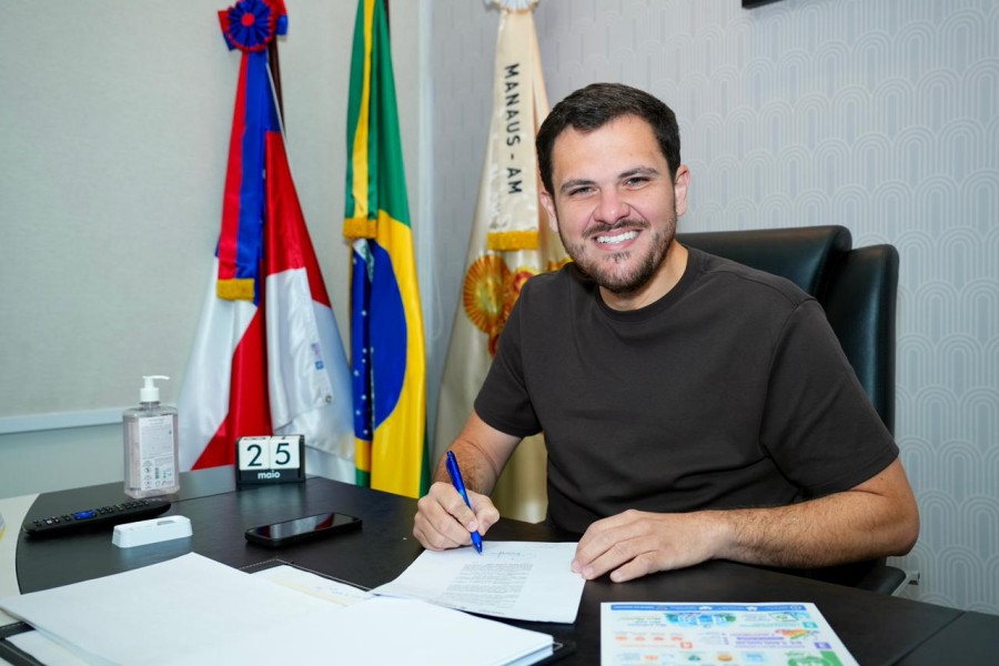 Renato Junior nomeia 48 médicos para ampliar atendimento nas UBSs de Manaus