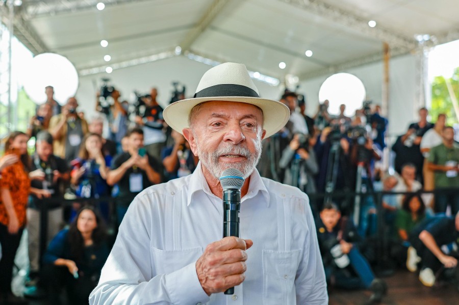 Lula inicia agenda em Manaus com entrega de moradias e anúncios de R$ 7 bilhões