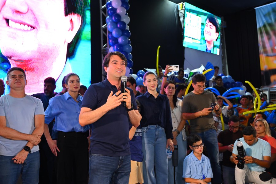 Jender Lobato lota sede do Avante durante lançamento de pré-campanha a estadual em Manaus