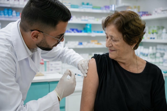 Amazonas tem cobertura vacinal contra gripe abaixo da meta e acende alerta para casos graves
