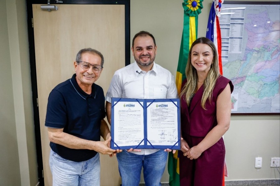 Roberto Cidade lança editais de subvenções e garante R$ 7 milhões para produtores do Amazonas