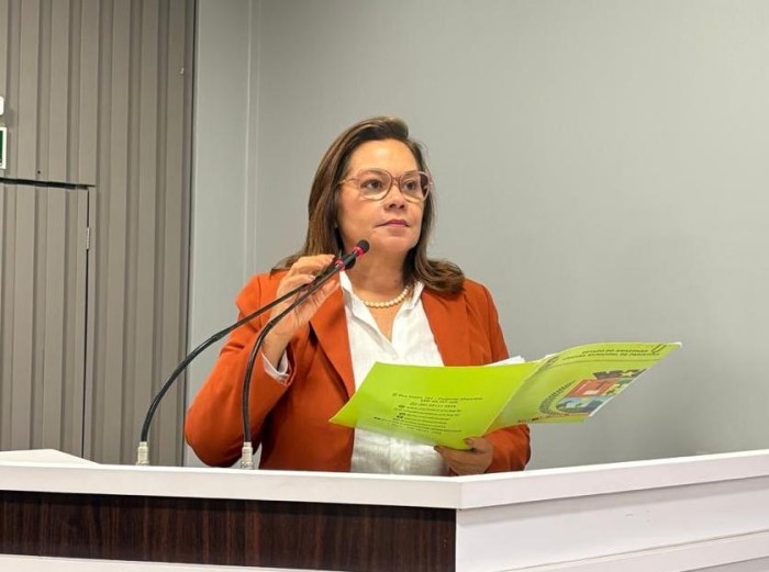 Márcia Baranda propõe exame de tireoide na rede pública de Parintins