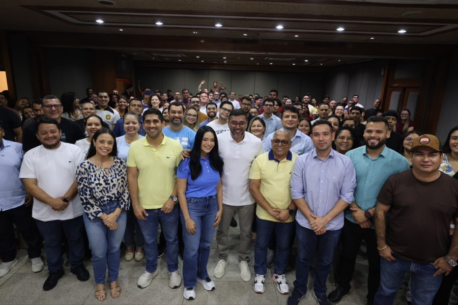 Wilson Lima ouve demandas de esportistas e moradores durante agenda na zona leste de Manaus