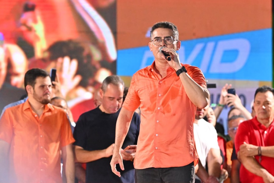 David Almeida anuncia crédito de R$ 50 mil para pesca e defende turismo permanente em Parintins