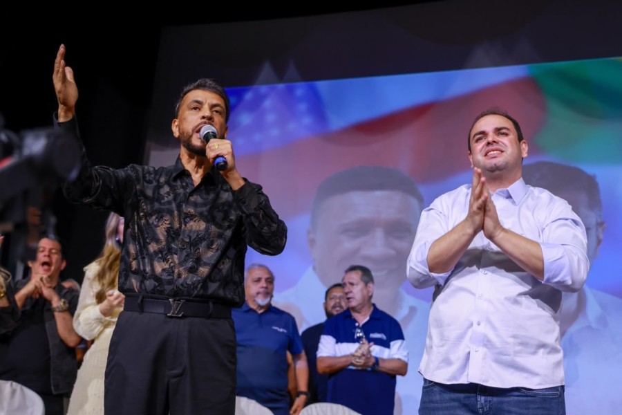 Roberto Cidade recebe apoio de lideranças evangélicas em encontro com mais de 600 representantes no AM