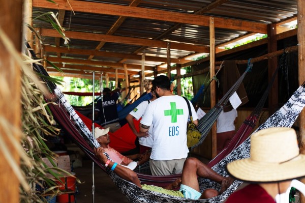 Expedição leva cirurgias e atendimento especializado a indígenas Sateré-Mawé na Amazônia