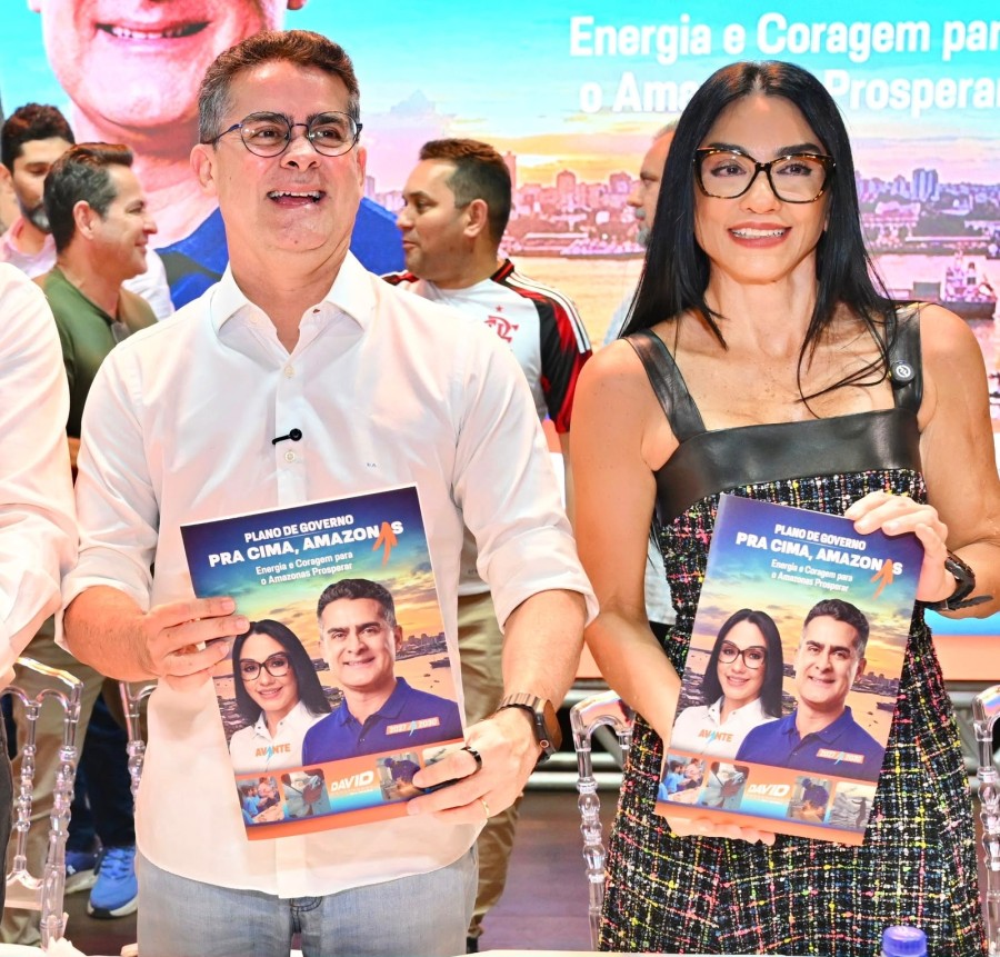 Dra. Shádia defende união entre Prefeitura e Estado para enfrentar fila do SISREG