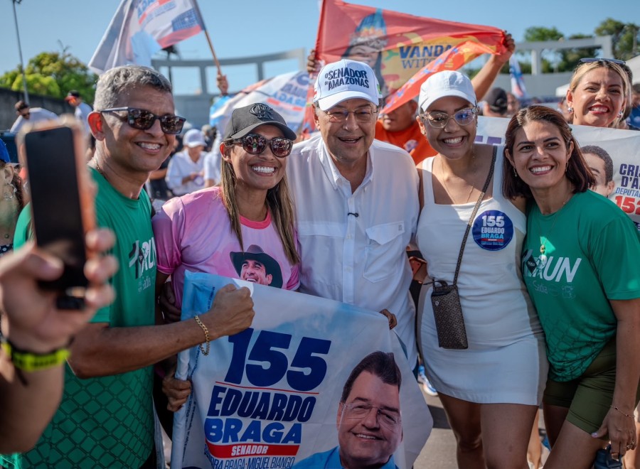 Eduardo Braga abre corrida pela reeleição ao Senado com mobilização em Manaus