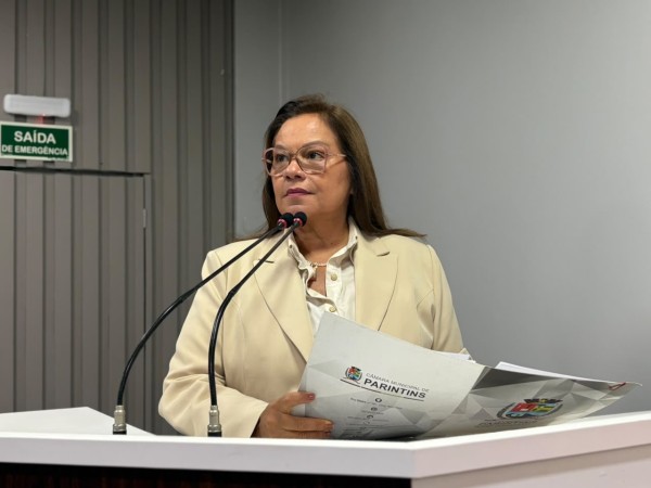 Márcia Baranda questiona demora na oferta de Terapia Ocupacional no CER de Parintins