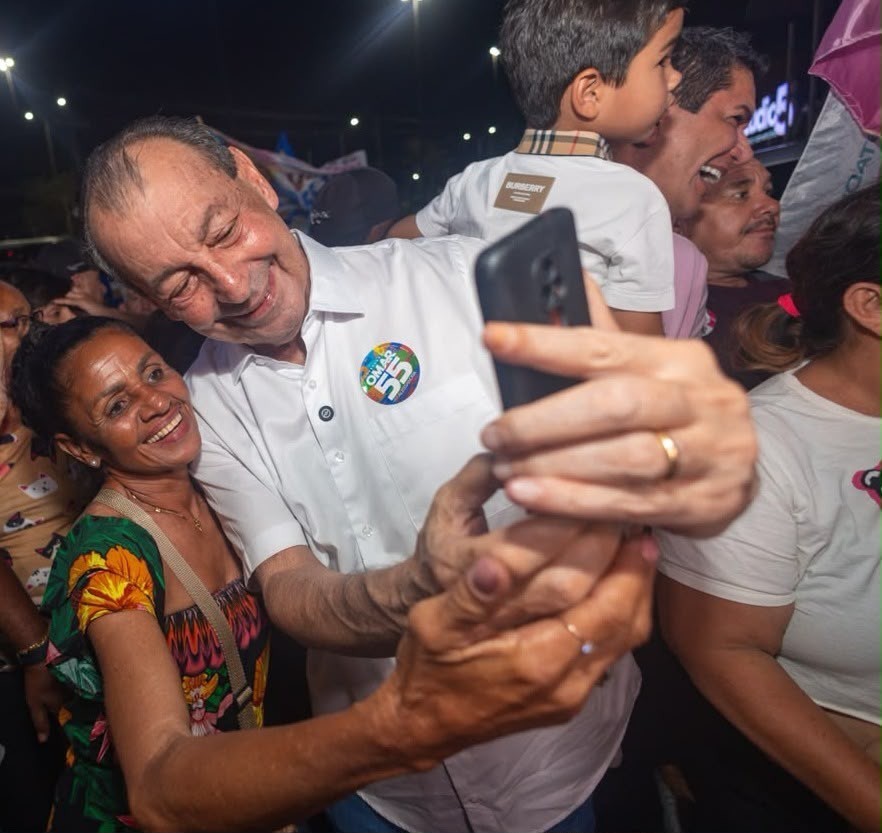 Omar Aziz lidera disputa pelo Governo do Amazonas com 12 pontos de vantagem, aponta pesquisa