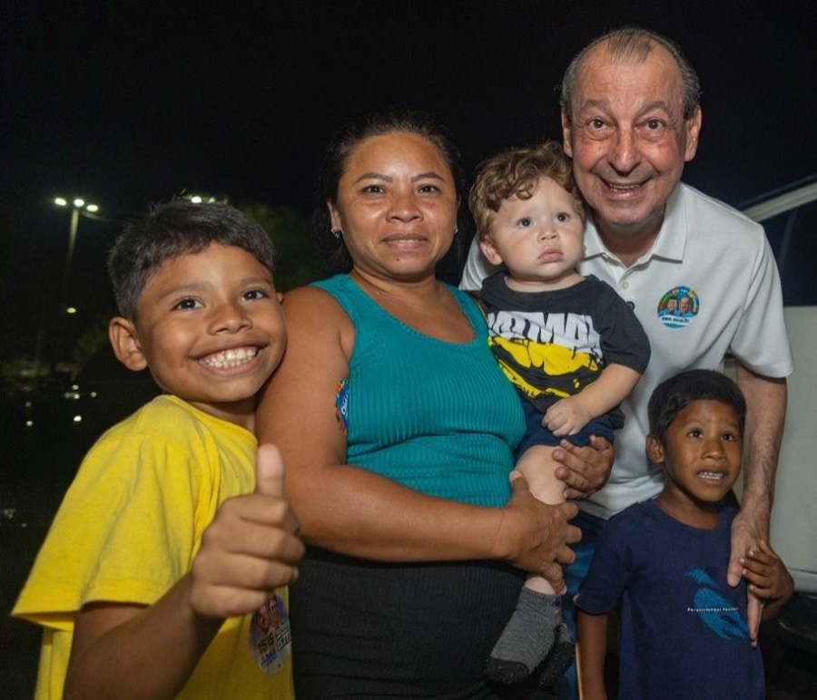 Omar Aziz coloca mães solo no centro da defesa pelo fim da escala 6x1