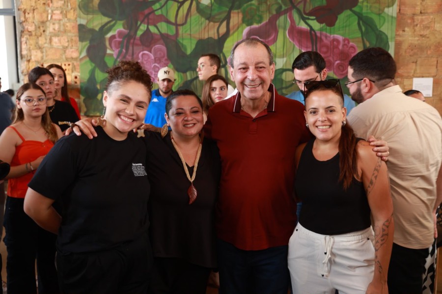 Omar Aziz propõe crédito para a economia criativa e mais investimentos na cultura do Amazonas