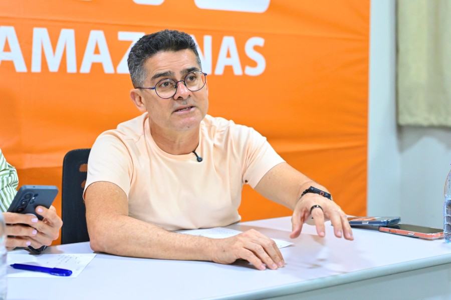 David Almeida apresenta proposta de parceria com 62 prefeituras do Amazonas
