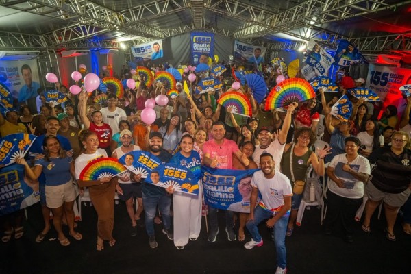Saullo Vianna participa de encontro com comunidade LGBTQIAPN+ em Manaus