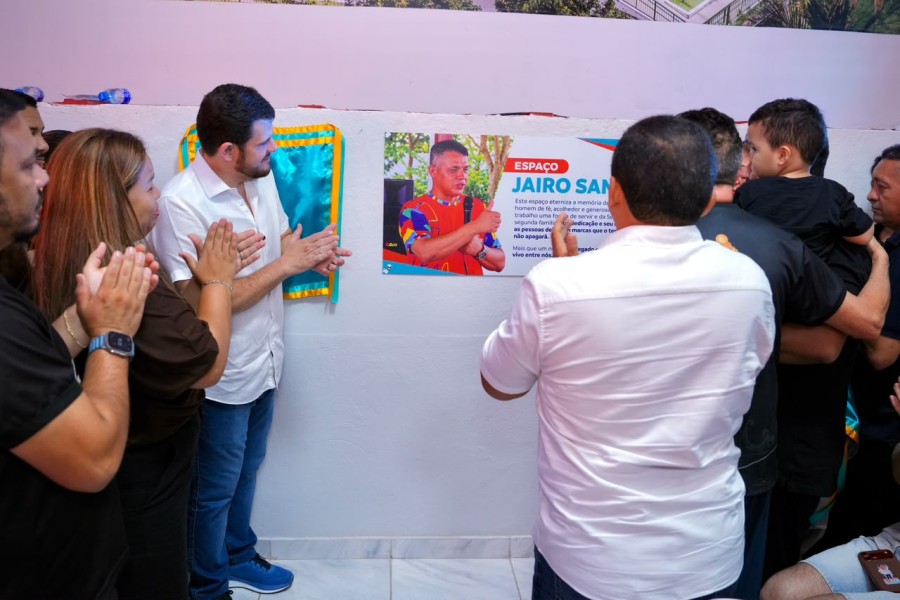Renato Junior inaugura espaço multiuso em homenagem ao servidor Jairo Santos