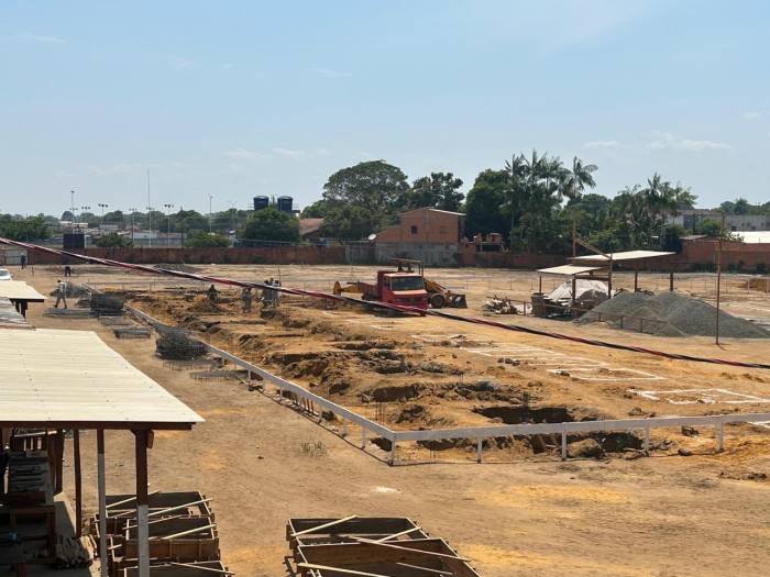 Construção da Policlínica de Parintins avança para nova etapa