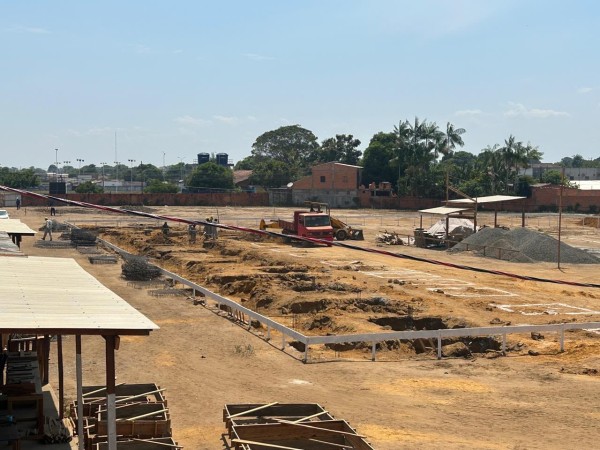 Construção da Policlínica de Parintins avança para nova etapa