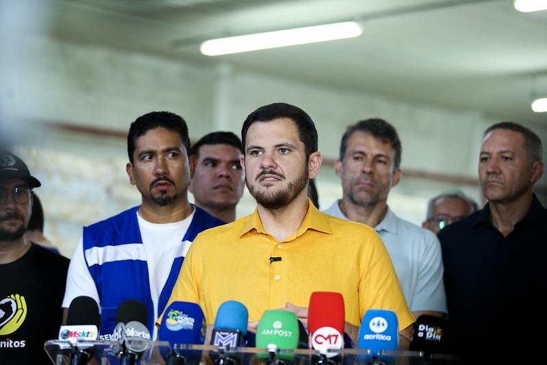 Renato Júnior cancela festas de aniversário de Manaus devido à fumaça das queimadas