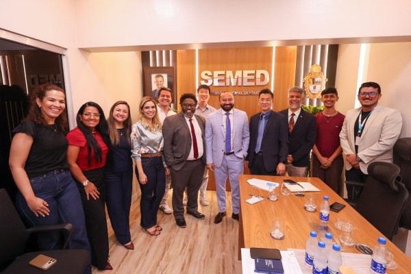 Manaus planeja ampliar aulas gratuitas de coreano para alunos da rede municipal
