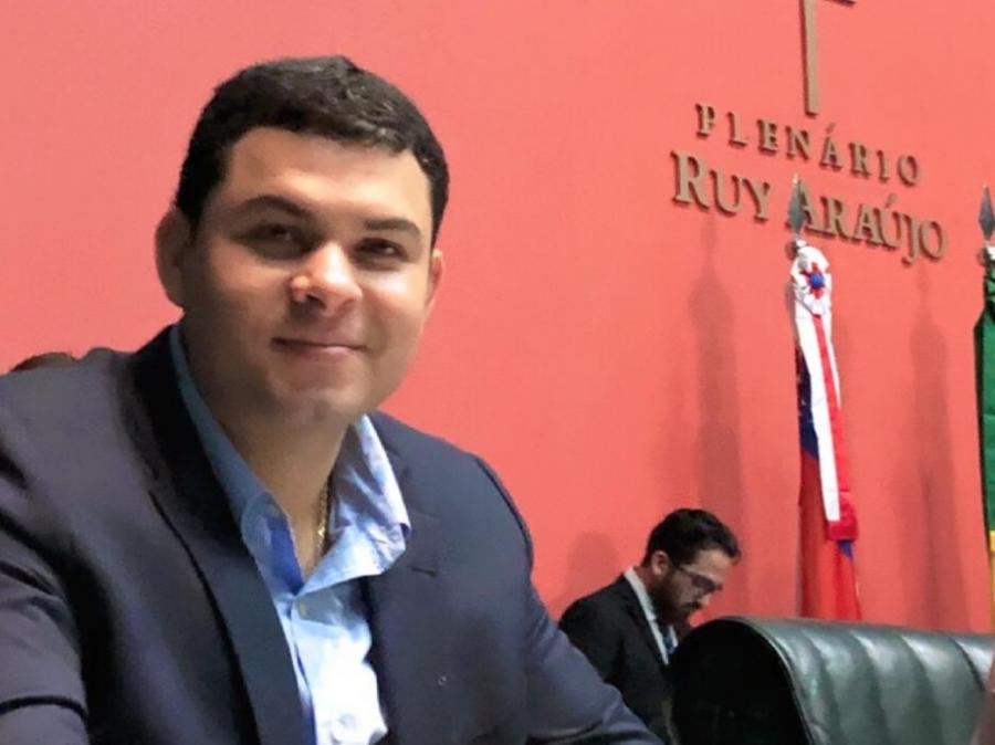 Deputado Estadual eleito Saullo Vianna deixa Centro de Detenção Provisória