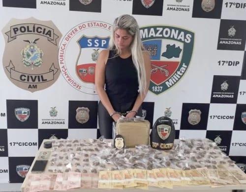 Polícia Civil prende mulher com 1kg de maconha e 225 embalagens plásticas da mesma substância no bairro Aleixo